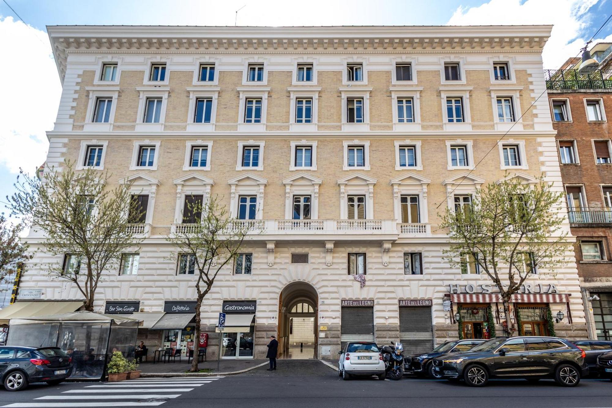 Mybedcavour Hotel Rome Exterior photo